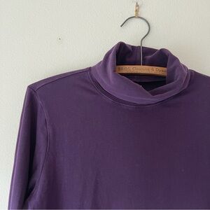 Cherokee plum purple turtleneck size S‎